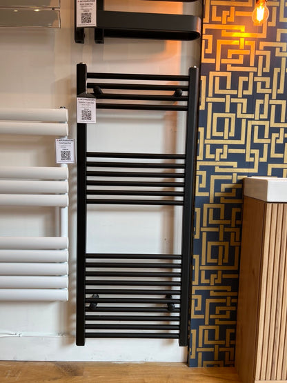 DQ Essential Towel Rail